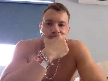 capt_oliver — Freechat on Chaturbate