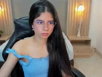 carlina_15 — GOAL: Show panties [288 tokens remaining] Welcome to my room! #petite #skinny #longhair #18 #daddysgirl
