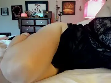 catnips_cabaret — lookin for some hot stuff baby tonight    #c2c is 45 tokens let me see u <3 <3 <3  #pvt #bigtits #mommy #bush
