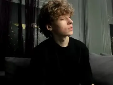 curlytwinkboy — jerk off 4 min  #c2c #gay #bigcock #18 #twink [176 tokens remaining]