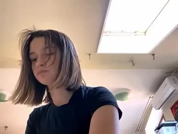 darlinebruster — **I'm Emily^ Goal:Suck finger and sexy eyes contact^^Facts about me: I'm just an #18 #natural #girl who is #new here, quite #shy, draws and cook. [88 tokens remaining]