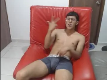 derek_135 on Chaturbate 
