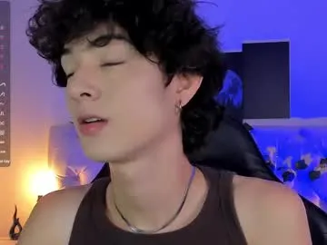 elliot_younng on Chaturbate