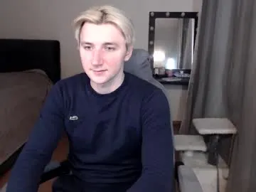 elvin_vaenight — Let's do something interesning (don't be shy for talk) :) [260 tokens left] #new #uncut #muscle #young #bigcock