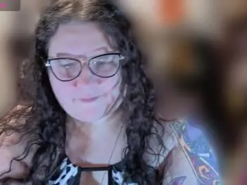 emberlynnix on Chaturbate 