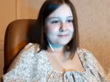 erynwien — Show my nails for u<3 #new #young #cute #goals #sexy [5 tokens remaining]