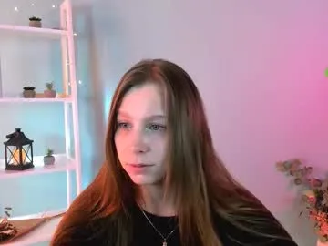 esme_moore_ on Chaturbate 
