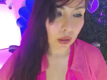 evelyn_mature19 on Chaturbate 