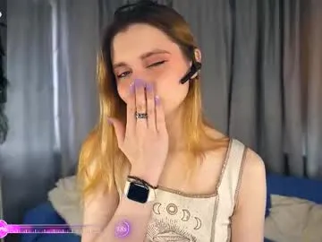 florencewilliam — GOAL: put few fingers inside my panty and cares there [200 tokens remaining] Hello guys I'm MirandaMy fav pattern 44/66/111/266 <3 #squirt #18 #smalltits #joi #teen