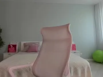 fox_beauty — hand bra #new #asian #teen #cute #18 #lovense #young #feet #smalltits [88 tokens remaining]