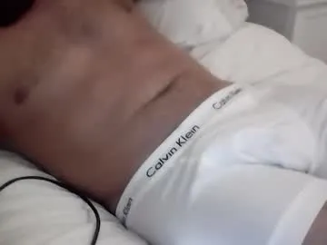 gymfitdan — Goal: Hand inside Boxers and Masturbate  #british #muscle #uncut #bigcock #new - Next Goal: Remove Boxers