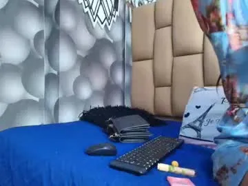 hannah_teehn — hello guys, the perfect ass in all chaturbate / PVT is open / at goal dildo in pussy ! explosion  #latina #slim #shy #18 #Smalltits [265 tokens remaining]