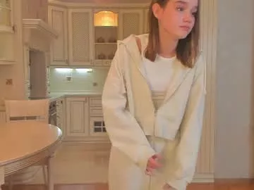harrieteasley on Chaturbate 