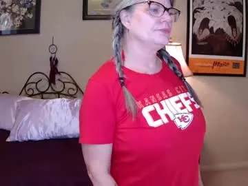 hawt_busty_milf — Good evening! Good Morning! Good Vibes! #milf #pinknipples #mature #natural #bigboobs