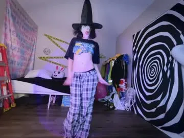 hexivu — bouncy ball class @ goal  #weird #goth #18+ [588 tokens remaining]