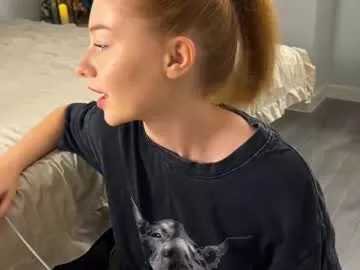 jacques_season — GOAL: Keep the beat [4999 tokens remaining] A cozy autumn evening with us #young #smalltits #redhead #deepthroat #cum
