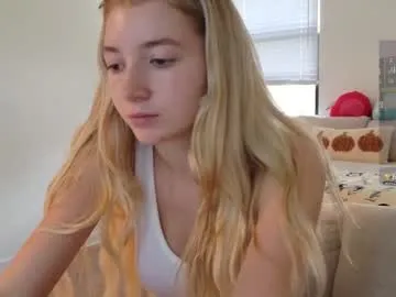 jadewilkinson — im so back missed me?  // GOAL: strip tease top off and squeeze boobs [1097 tokens left] #bigboobs #18 #lovense #squirt #teen