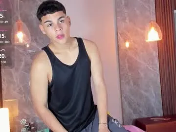 james_jonnes — Jerkoff 10 min [300 tokens left] #latino #muscle #18 #young #feet #lovense  #bigcock #cum