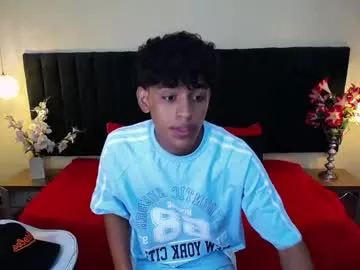 jhos_padill — Hi, I'm Jhos, welcome to my room #18 #bigcock #masturbation #young #ass [892 tokens remaining]
