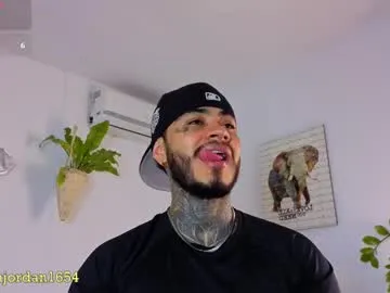 jordansmiith_ — GOAL: juicy CUM  [1745 tokens remaining] Tattoed macho looking for a hungry mouth or hole to give a BIG SHOT OF CUMSniff my feet while I jerk #cum #bbc #straight #bigass #lovense
