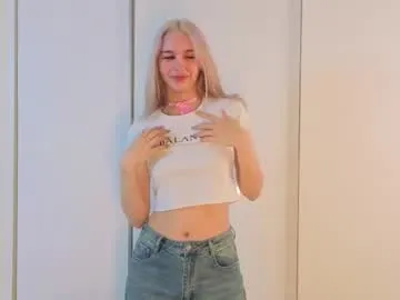 kaneshacornick — GOAL: remove my top <3 | Welcome to my room! I'm Alice. Do you like my new hair? haha! FREE TG FOR FAN-CLUB! #18 #new #young #blonde #shy [0 tokens remaining]
