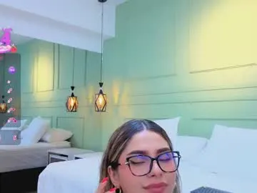 kataliina_18 on Chaturbate 
