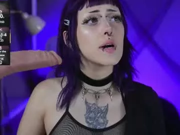 kattusauruss on Chaturbate 