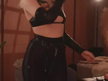 kinkylina_ on Chaturbate 