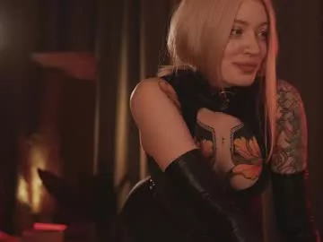 kinkylina_ on Chaturbate 