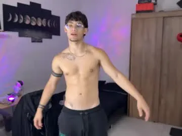 kisan_smith — Flash dick #bigcock #muscle #kind #master #str8 [50 tokens left]