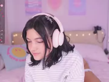 kittenmoon_ on Chaturbate 