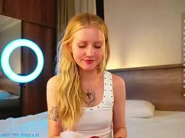 lanisun — GOAL: make my ass red [27 tokens remaining] Jane is here! / MY PVT OPEN FOR U RIGHT NOW  #feet #blonde #dildo #lovense #new