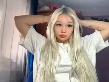 lanitatower — Goal Spin around, show my outfit <: My name is Alice #new , new experience to me, hope it turns out well :3  #skinny #young #18 #shy [16 tokens remaining]