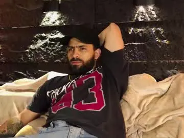 leo_diaz01 — SHOW CUM! Welcome to meet the best cock in the place  #bigcock #muscle #feet #master #cum [2413 tokens remaining]