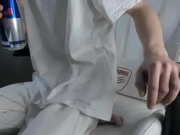 letmeyourfeet — Fake cum on dick. Hi i have #uncut #bigcock #skinny #young body and i love to #cum for you  [100 tokens remaining]