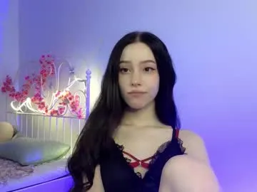 liaglamour — hi i'm Lia! help me reach 400 thumbs up // Goal: take off my bra and cover  [137 left] // #new #18 #shy #cute #teen