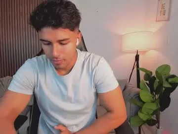 liam_colliins — Come here :) - Goal: oil on body [260 tokens left] #young #muscle #cum #lovense #bigcock