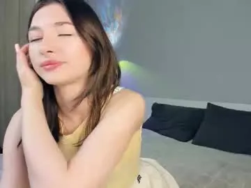 linistar — Hello bunny!  I'm Lina! Goal: make my tits shine with oil  (15 tk 1 add)   #new #skinny#cute #18 #young [92 tokens remaining]