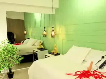 lollipop_rose_ on Chaturbate 