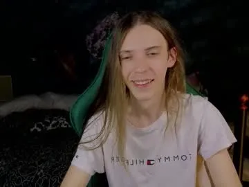 m1shq — yauu Goal Is cum with 999 remaining to goal! #lovense #longhair #young #skinny #cum