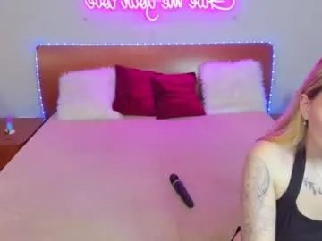 magiceyess — #strapon #couplelesbian #anal #dildo #lovense