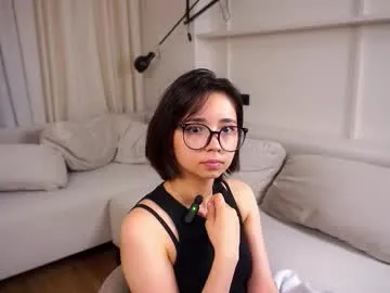maracommiskey on Chaturbate 