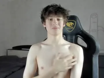 mason_jr — flex muscles [121 tokens left] #young #cum #18 #muscle #bigcock