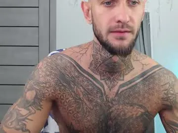 maxi_foxxx — GOAL: For a good day [1850 tokens remaining] Follow me #daddy  #feet  #master #bigcock #muscle