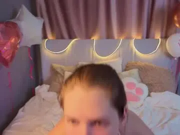 maygoodsell — Welcome to my room!  (fav patterns 38/100/120) GOAL: Handbra 5 min Feeling #natural and #young with a #new vibe --- proud #brunette. [146 tokens remaining]