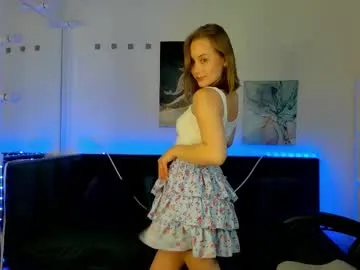 melissa_new22 — Hi! i am Melissa! I am a first day here! Change my panties to smaller! #new #naturals #18 #teen and love to #tease [0 tokens remaining]