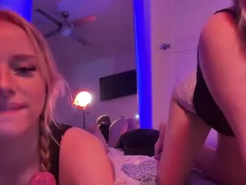 miaharperxox — get naughty w us   Make us Twerk Ass Close to Cam [1929 tokens left] #18 #blonde #new #young #collab
