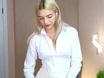 milabunny_ — GOAL : DROP SHORTS FROM MY TIGHT AND SWEET BOOTY <  ^_^ // Hello hello Im Mila and Im 18 yo,glad to see u  #new #blonde #bigboobs #shy #18 [1801 tokens remaining]