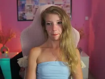 missicute18 — Top off / LUSH IS ON  Anyone for a nice talk ? Let's do an amazing day together  #teen #squirt #anal #diildo [125 tokens remaining]