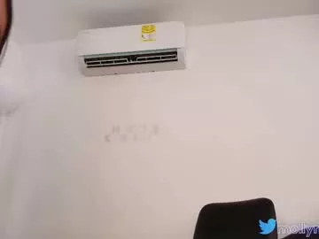 mollyrivera on Chaturbate 